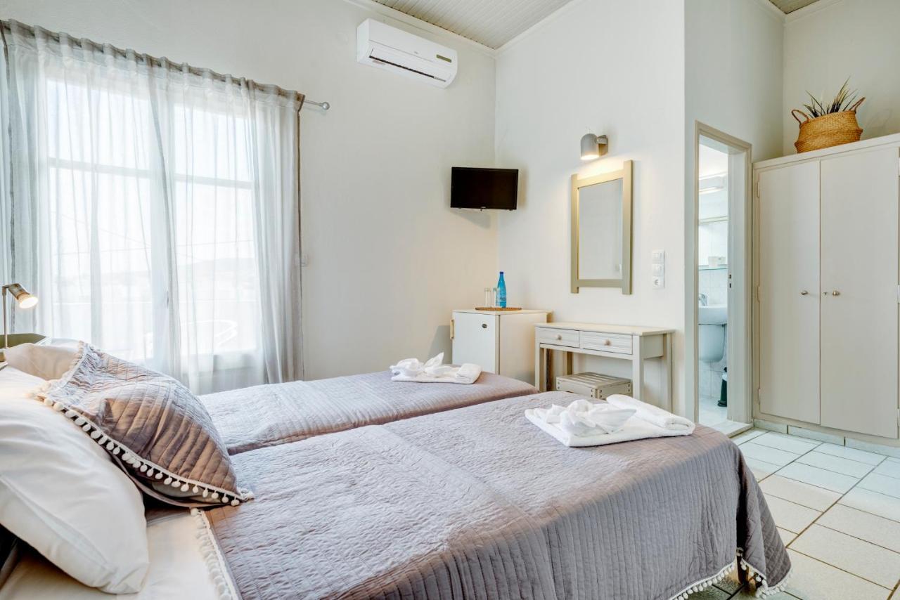 Hotel Kamelo Vari  ภายนอก รูปภาพ