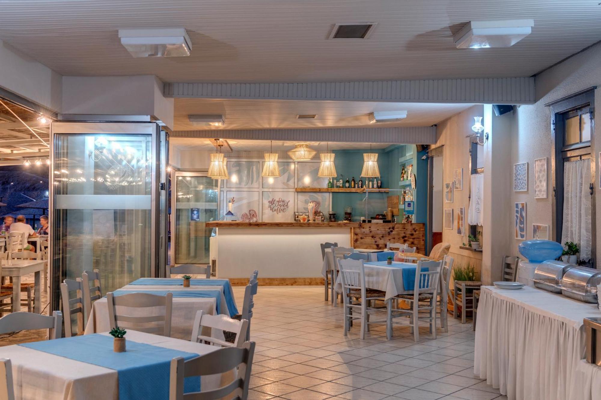 Hotel Kamelo Vari  ภายนอก รูปภาพ